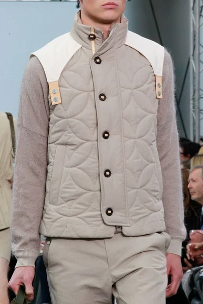 Look 53